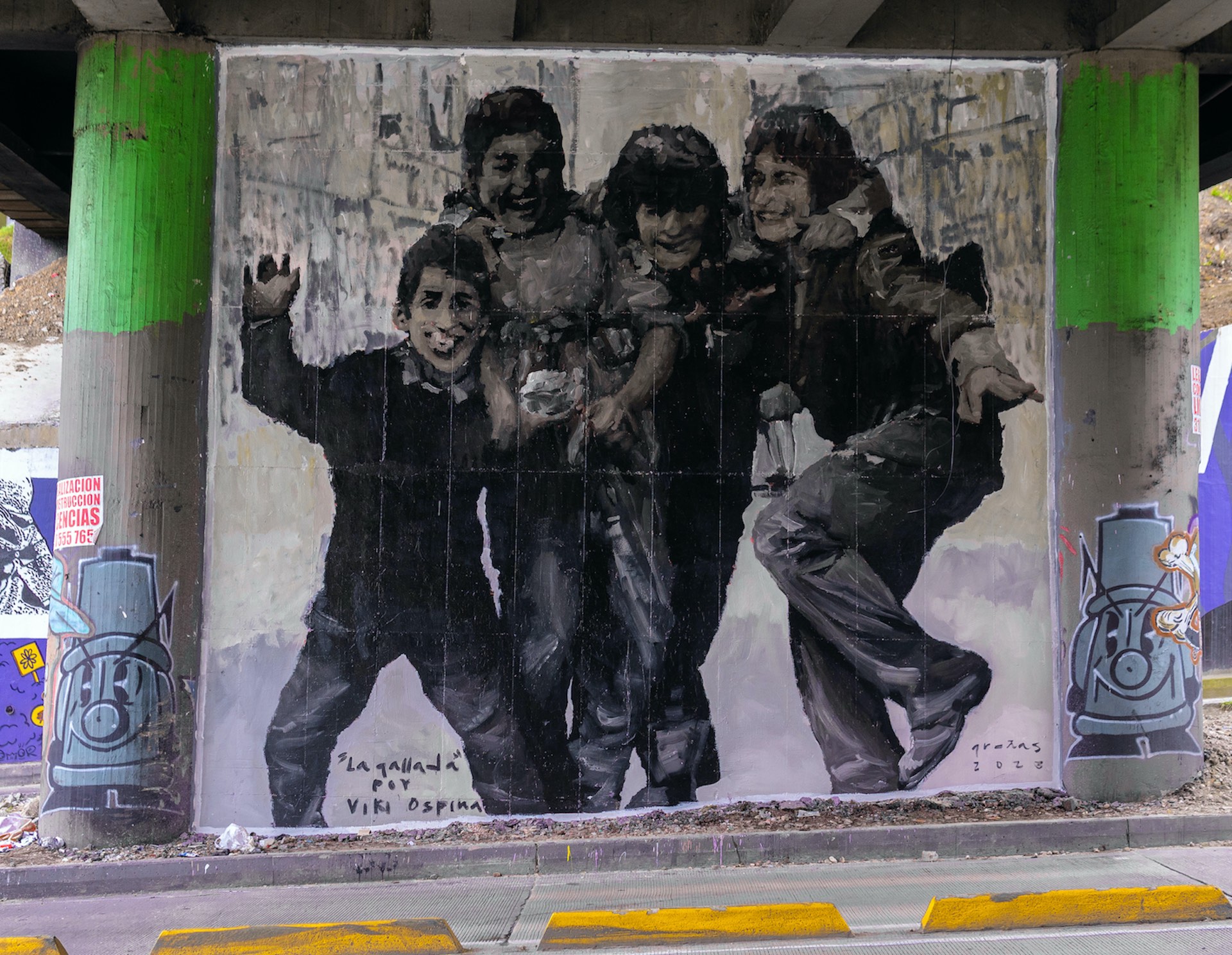 Fotografía de mural de GREÑAS